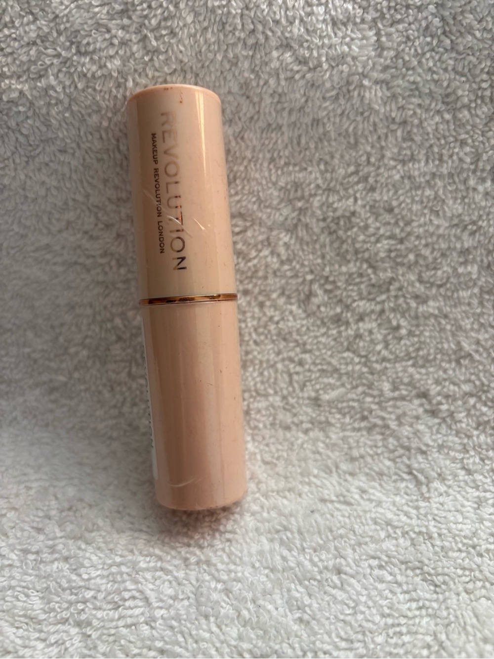 New revolution fast base stick foundation shade F3
